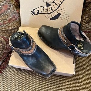 Size 7 Freebird booties